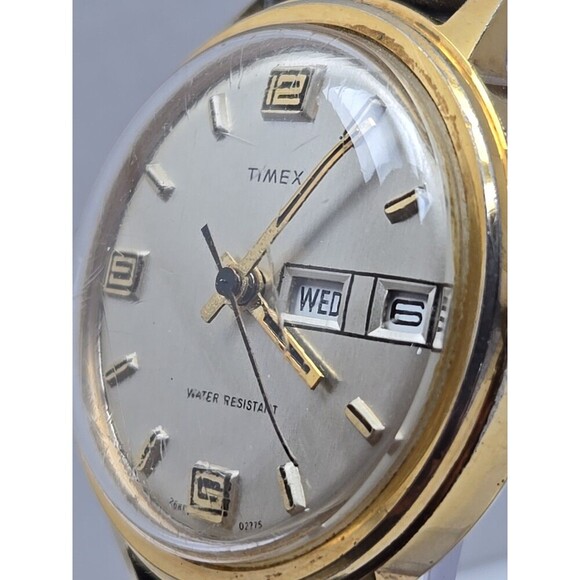 Vintage Timex Marlin Day Date Manual Wind Gold Tone 1975 35mm M27 Runs 26830 - Picture 9 of 13